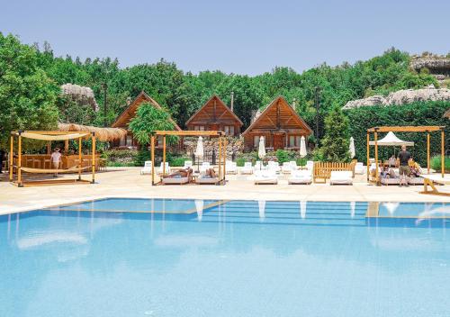 المنظر الخارجي, Wood Hills Hotel & Resort in ميروبا المنظر الخارجي, Wood Hills Hotel & Resort in ميروبا