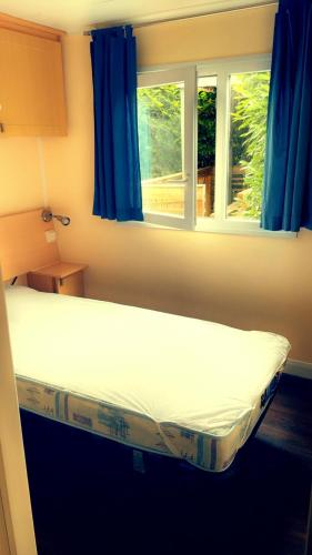 Mobilhom tout confort in Gastes Mobilhom tout confort in Gastes