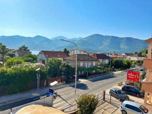 Exterior view, Apartments Dosljak in Tivat Exterior view, Apartments Dosljak in Tivat