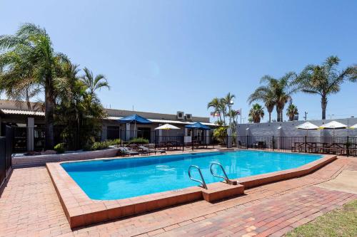 Pemandangan, Nightcap at Wintersun Hotel in Geraldton Pemandangan, Nightcap at Wintersun Hotel in Geraldton