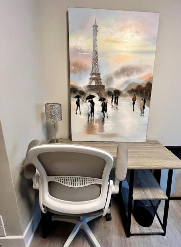 Medium Term Rental Close to Downtown Ottawa in Vanier Medium Term Rental Close to Downtown Ottawa in Vanier