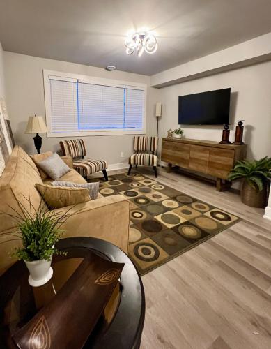 Medium Term Rental Close to Downtown Ottawa in Vanier Medium Term Rental Close to Downtown Ottawa in Vanier