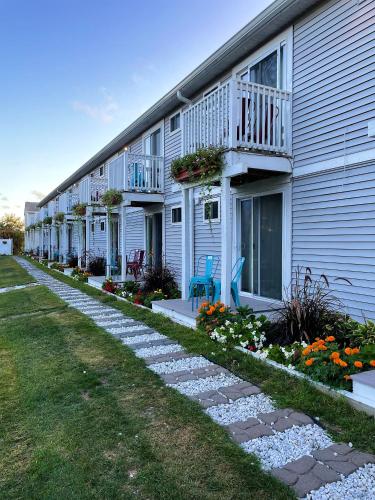 Cape Sands Inn in West Yarmouth (MA) Cape Sands Inn in West Yarmouth (MA)