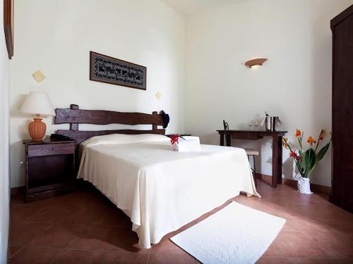 Villa immersed in the pine forest in Sardinia in Arborea Villa immersed in the pine forest in Sardinia in Arborea