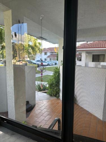 Balcony/terrace, Lovely Central Miami Home in The Hammocks Balcony/terrace, Lovely Central Miami Home in The Hammocks