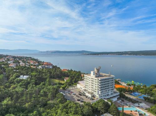 Utvendig, Hotel Omorika in Crikvenica Utvendig, Hotel Omorika in Crikvenica