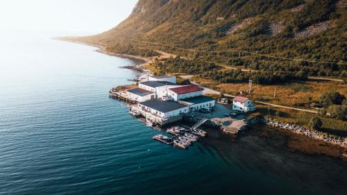 Northern Light Hotell/Camp Steinfjord in Tromso Városközpont Northern Light Hotell/Camp Steinfjord in Tromso Városközpont