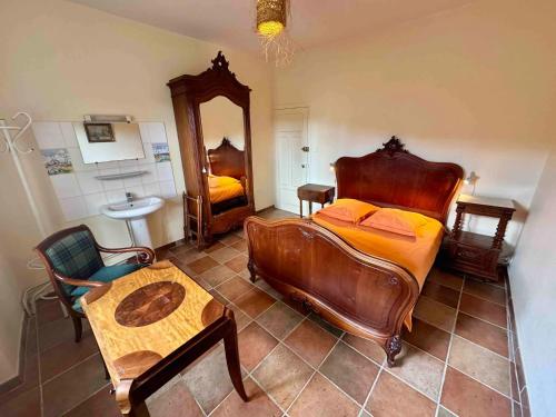 Charmante maison à Laure-Minervois avec piscine et jardin (Charmante maison a Laure-Minervois avec piscine et jardin) in Peyriac-Minervois Charmante maison à Laure-Minervois avec piscine et jardin (Charmante maison a Laure-Minervois avec piscine et jardin) in Peyriac-Minervois