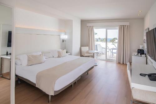 Aequora Lanzarote Suites in Lanzarote Aequora Lanzarote Suites in Lanzarote