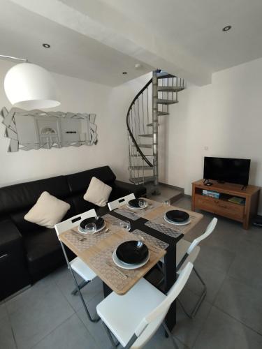 Faciliteiten, Duplex avec vue fontaine et clocher Centre Barjols in Barjols Faciliteiten, Duplex avec vue fontaine et clocher Centre Barjols in Barjols