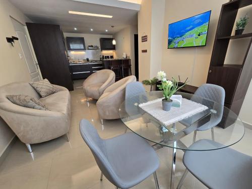 Kitchen, Acogedor y Centrico Apto 2hab-1bano in Maracaibo Kitchen, Acogedor y Centrico Apto 2hab-1bano in Maracaibo