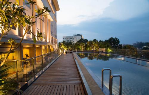Swimming pool, I Hotel Batam in Batam Island Swimming pool, I Hotel Batam in Batam Island