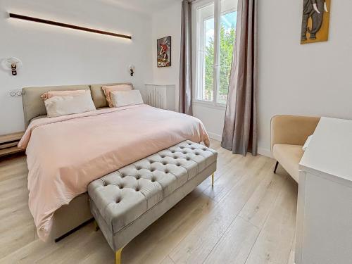 Villa avec jacuzzi, sauna&cinema in Triel-Sur-Seine Villa avec jacuzzi, sauna&cinema in Triel-Sur-Seine