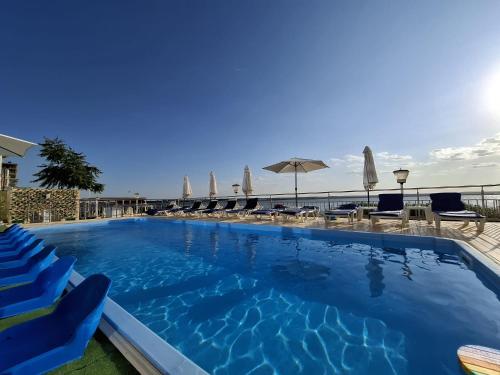مسبح, Hotel Scandinavia in Mamaia Beachfront مسبح, Hotel Scandinavia in Mamaia Beachfront
