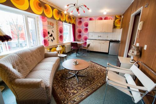 At Yetty's Place Vintage Apartment Hotel