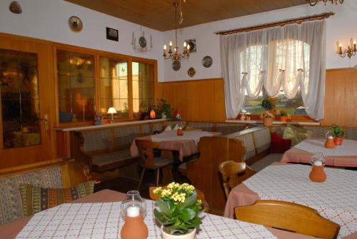 Étterem, Hotel Gasthof zum Neubau in Kisslegg Étterem, Hotel Gasthof zum Neubau in Kisslegg