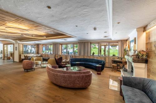 Hotel Karntnerhof in Heiligenblut Hotel Karntnerhof in Heiligenblut