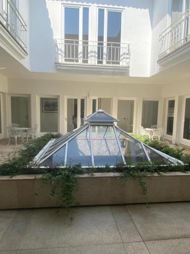 Hotel Toural in جويمارايس Hotel Toural in جويمارايس