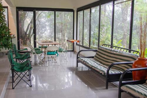 Private luxury house 3 floors in Cerro Azul Private luxury house 3 floors in Cerro Azul