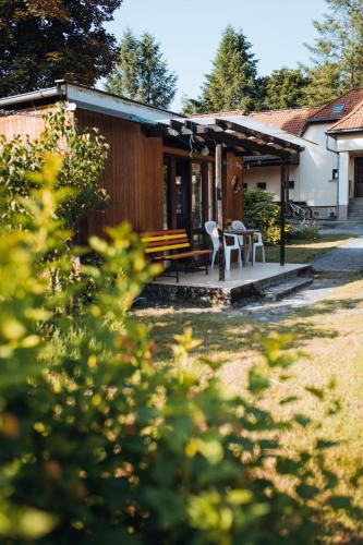 Rekreacni a skolici stredisko Zajezek in هراديك Jindrichuv Rekreacni a skolici stredisko Zajezek in هراديك Jindrichuv