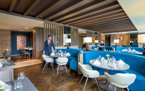 Restaurant, Clayton Hotel Chiswick in Hammersmith Restaurant, Clayton Hotel Chiswick in Hammersmith