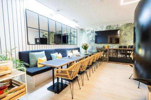 sala de TV, Hostel Charino in Pontevedra sala de TV, Hostel Charino in Pontevedra