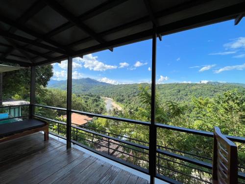 The Kiriwong Valley Villas & Restaurant in Lan Saka The Kiriwong Valley Villas & Restaurant in Lan Saka