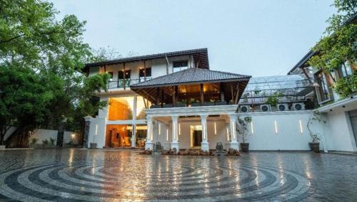 Exterior view, Hotel Grand Minaro in Homagama Exterior view, Hotel Grand Minaro in Homagama