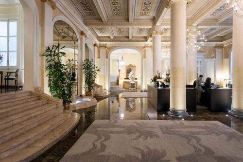 Lobby, Grand Hotel Et Des Palmes in Palermo Lobby, Grand Hotel Et Des Palmes in Palermo