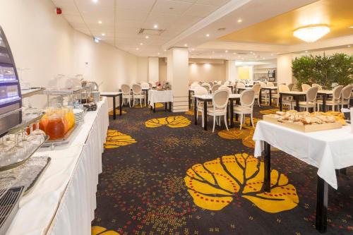 Food and beverages, Hotel Paradis in Lourdes Food and beverages, Hotel Paradis in Lourdes