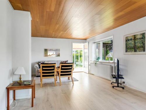 Holiday Home Sakulf - 500m from the sea by Interhome in Voersa Holiday Home Sakulf - 500m from the sea by Interhome in Voersa