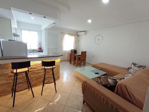 Bungalow au bord de la mer in Ezzahra (Bin `Arus) Bungalow au bord de la mer in Ezzahra (Bin `Arus)