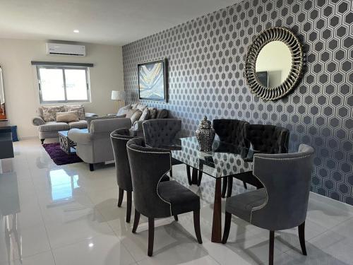 Létesítmények, QB Departamento de lujo en Quintas espacioso y confortable in Las Quintas Létesítmények, QB Departamento de lujo en Quintas espacioso y confortable in Las Quintas