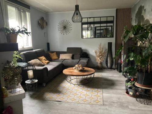Maison pour 6 personnes avec jardin et piscine in Artigues-pres-Bordeaux Maison pour 6 personnes avec jardin et piscine in Artigues-pres-Bordeaux