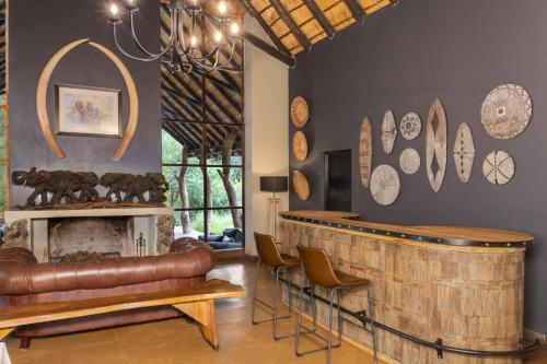 黑犀遊戲洛奇酒店 (Black Rhino Game Lodge) in 匹蘭斯堡 黑犀遊戲洛奇酒店 (Black Rhino Game Lodge) in 匹蘭斯堡