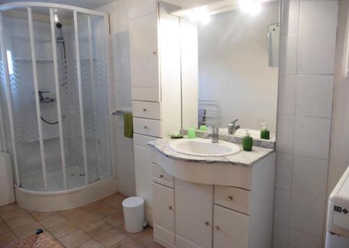 Gite de la Tourelle in Les Pieux Gite de la Tourelle in Les Pieux