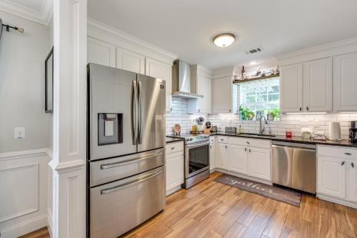 Bluffton Getaway with Fenced Yard 7 Mi to Beach! in Bluffton Bluffton Getaway with Fenced Yard 7 Mi to Beach! in Bluffton