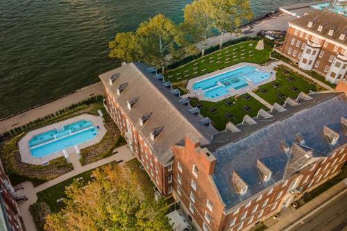 스파, Collective Retreats Governors Island in 바우어리 스파, Collective Retreats Governors Island in 바우어리