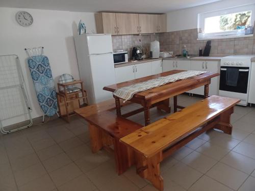 Relax Porta Vendégház Orfű (Relax Porta Vendeghaz Orfu) in Orfű Relax Porta Vendégház Orfű (Relax Porta Vendeghaz Orfu) in Orfű