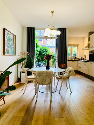 Your Beautiful Home in Haarlem in Haarlem City Center Your Beautiful Home in Haarlem in Haarlem City Center