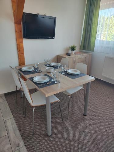 Demanova 238 in Demanova Demanova 238 in Demanova