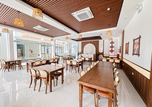 Restaurant, Binh Minh Bac Ha Hotel in Bac Ha (Lao Cai) Restaurant, Binh Minh Bac Ha Hotel in Bac Ha (Lao Cai)