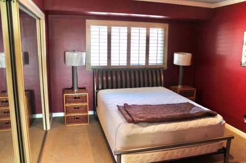 Room in Bay Park, San Diego in Bay Park Room in Bay Park, San Diego in Bay Park