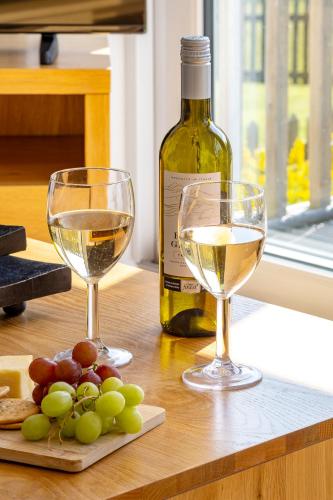 Food and beverages, FernLea - Cosy bungalow and stunning country views in Glaisdale Food and beverages, FernLea - Cosy bungalow and stunning country views in Glaisdale