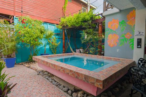 Piscina, Drift Inn in San Pedro Piscina, Drift Inn in San Pedro