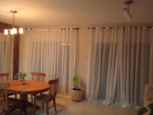 Zona TSM 2 habitaciones 2 camas 1 sofa cama circuito privado casa completa con todas las comodidades in 森德羅斯住宅區 Zona TSM 2 habitaciones 2 camas 1 sofa cama circuito privado casa completa con todas las comodidades in 森德羅斯住宅區