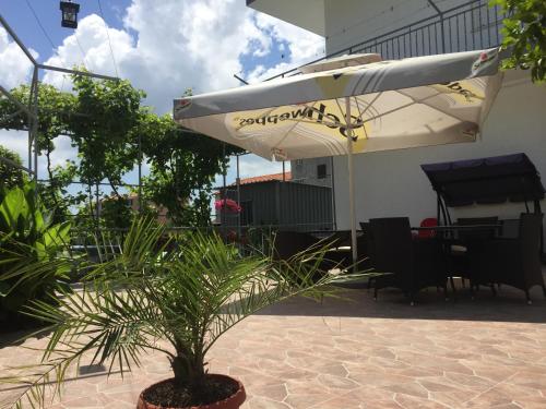 شرفة/ تراس, Guesthouse Varnica in Kastela شرفة/ تراس, Guesthouse Varnica in Kastela