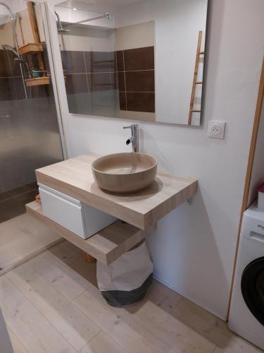 Maison à la campagne (Maison a la campagne) in เบซัก Maison à la campagne (Maison a la campagne) in เบซัก