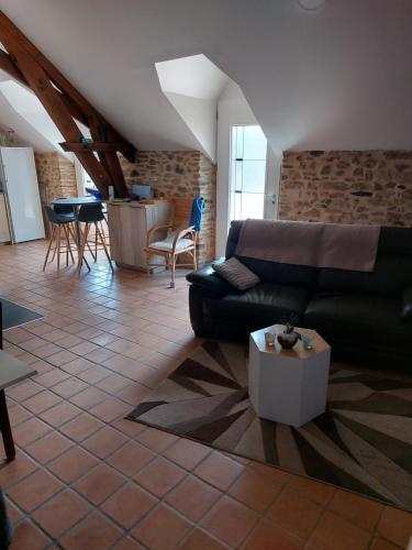 Maison à la campagne (Maison a la campagne) in เบซัก Maison à la campagne (Maison a la campagne) in เบซัก