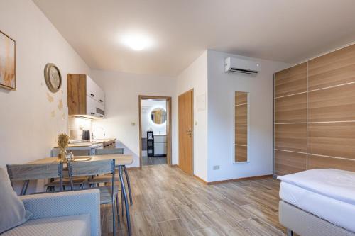 鄉村酒吧旅館 (Country Saloon) in 弗拉諾夫納德迪伊 鄉村酒吧旅館 (Country Saloon) in 弗拉諾夫納德迪伊